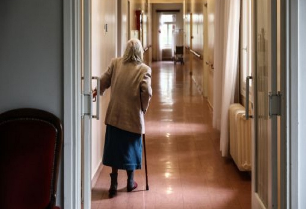 Σοκάρουν οι μαρτυρίες για το γηροκομείο-κολαστήριο στον Κορυδαλλό-«Τους έδεναν στο καλοριφέρ» (VIDEO)
