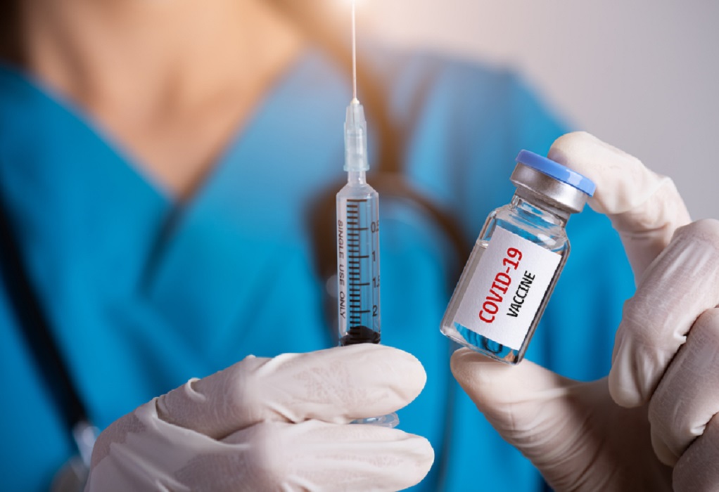 Κορωνοϊός: Η διαδικασία για να κάνετε εμβόλιο νωρίτερα
