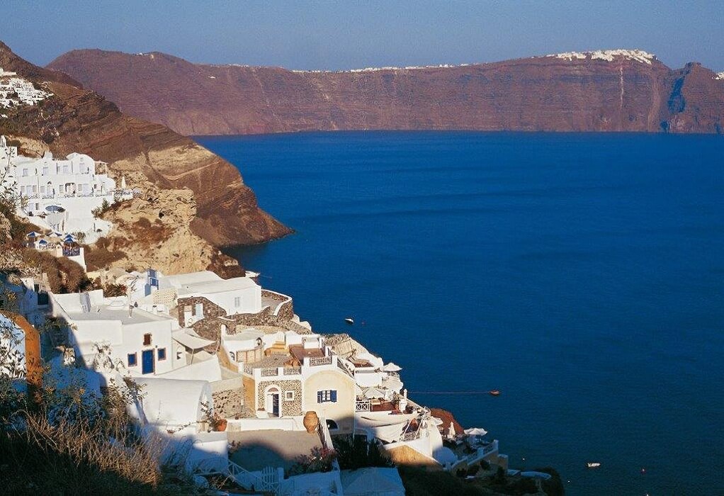 Ελληνικός τουρισμός: Αύξηση 310% στις εισπράξεις και 257% στις αφίξεις τον Ιανουάριο