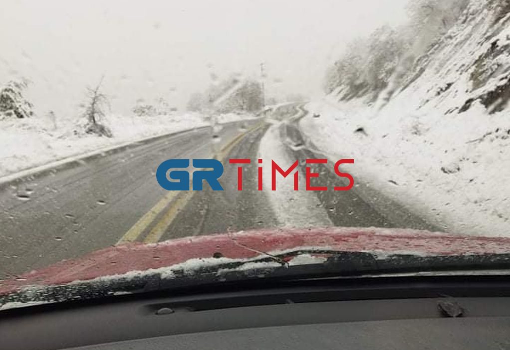 Γρεβενά: Διαδρομές των ταξί σε χιονισμένο τοπίο (ΦΩΤΟ)