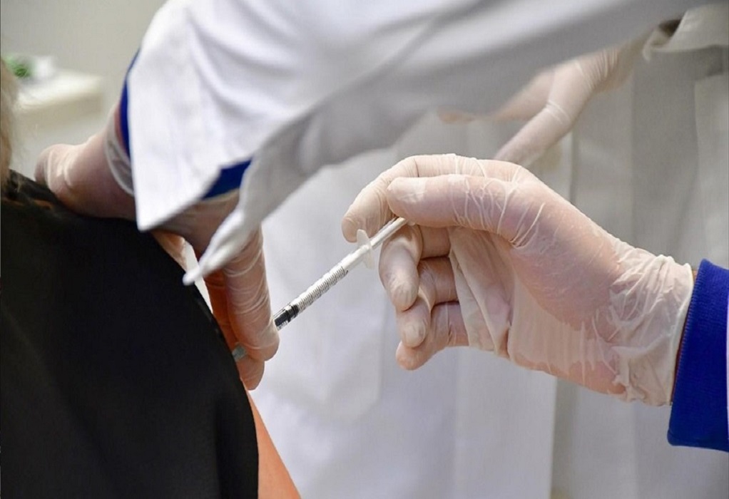 Κρήτη: Υπεύθυνη εμβολιαστικού κέντρου ομολόγησε τον ψευδή εμβολιασμό της