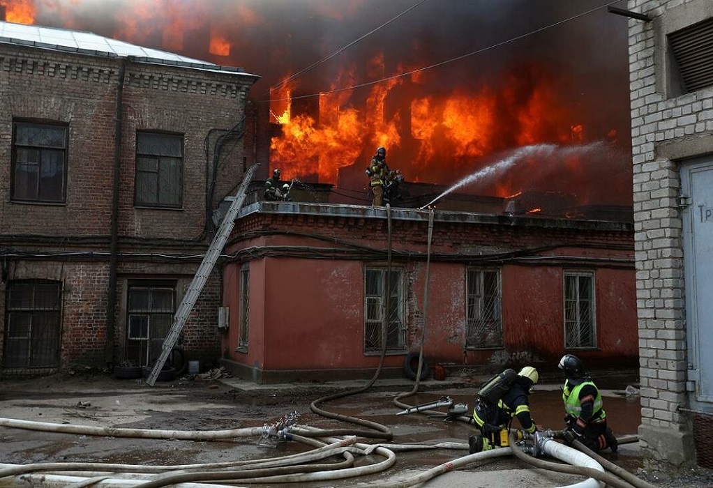 Ρωσία: Σοβαρή η κατάσταση των δύο πυροσβεστών που τραυματίσθηκαν στην πυρκαγιά