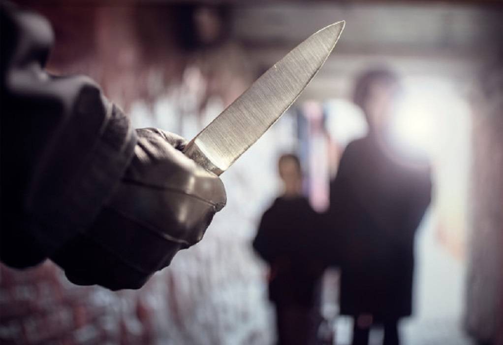 Αθήνα: Ανήλικοι έβγαλαν μαχαίρι στο Τραμ και λήστεψαν 16χρονο… μέρα – μεσημέρι!