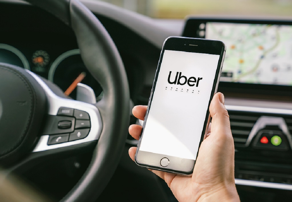 Uber: Θεαματική αύξηση στην τουριστική κίνηση Ιούλιο και Αύγουστο