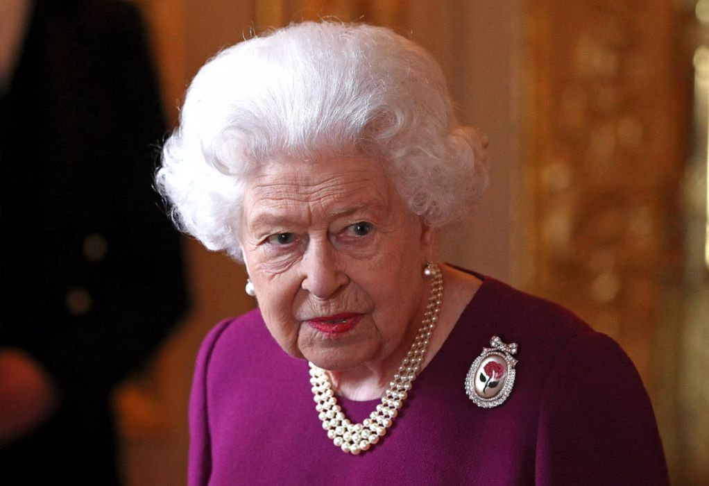 Ελισάβετ: Η «Γέφυρα του Λονδίνου έπεσε» – Τι θα συμβεί όταν πεθάνει η βασίλισσα