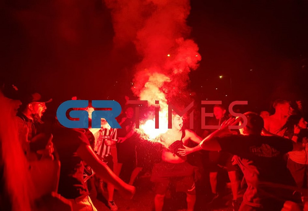 Ξέφρενοι πανηγυρισμοί από τους φιλάθλους του κυπελλούχου ΠΑΟΚ στη Θεσσαλονίκη (ΦΩΤΟ-VIDEO)