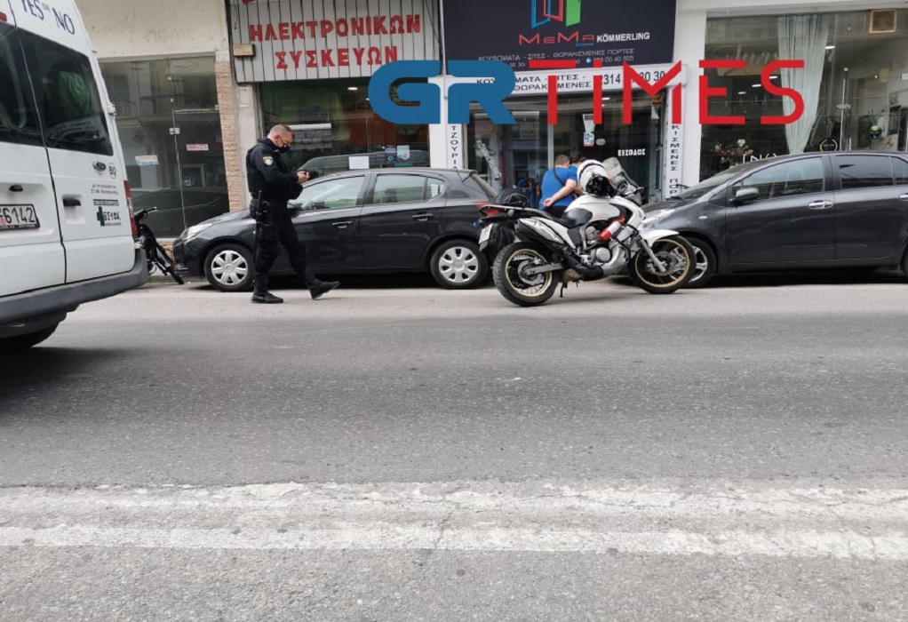 Θεσσαλονίκη: Τον έριξαν από την μοτοσυκλέτα και τον ξυλοκόπησαν (ΦΩΤΟ)