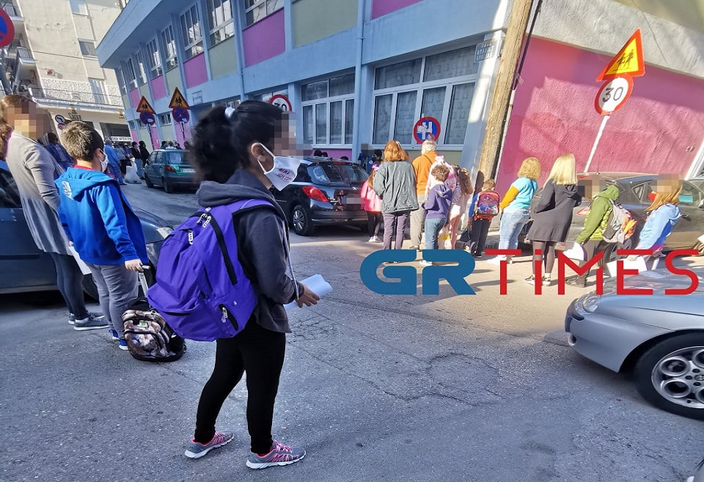Δήμος Θεσσαλονίκης: «Πανέτοιμοι για το άνοιγμα των σχολείων» – Εξασφάλισε 4.200 self test 