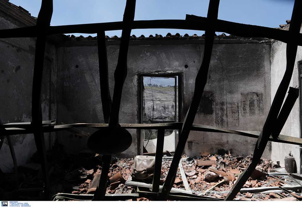 Κυβερνητικό κλιμάκιο στο Αλεποχώρι για την αποτίμηση των καταστροφών