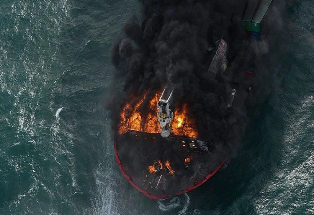 Σρι Λάνκα: Σχέδιο προστασίας από πιθανή πετρελαιοκηλίδα λόγω ναυαγίου του MV X-Press Pearl