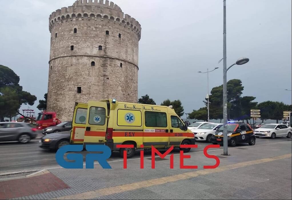 Θεσσαλονίκη: Επίθεση με αιχμηρό αντικείμενο στον Λευκό Πύργο-Ένας τραυματίας