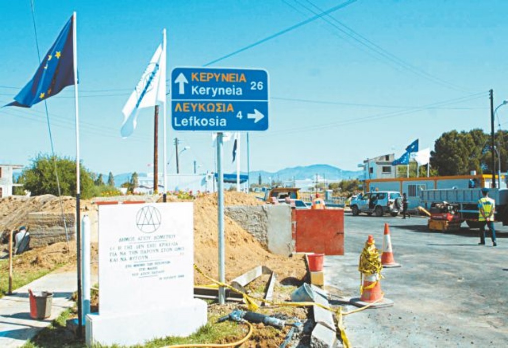 Κύπρος: Άνοιγμα των οδοφραγμάτων αποφάσισαν Αναστασιάδης-Τατάρ