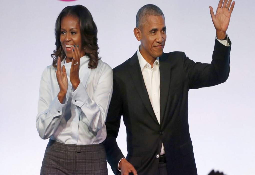 Μπαράκ και Μισέλ Ομπάμα στον Λευκό Οίκο για την παρουσίαση των πορτρέτων τους