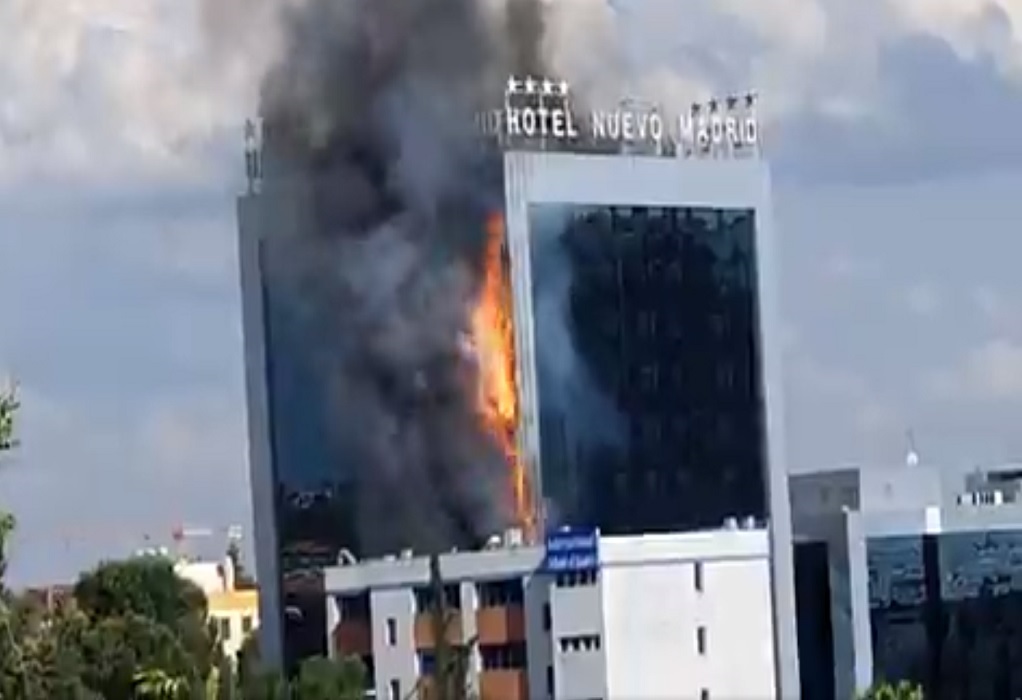 Μαδρίτη: Σε φλόγες τυλίχθηκε μεγάλο ξενοδοχείο (ΦΩΤΟ)