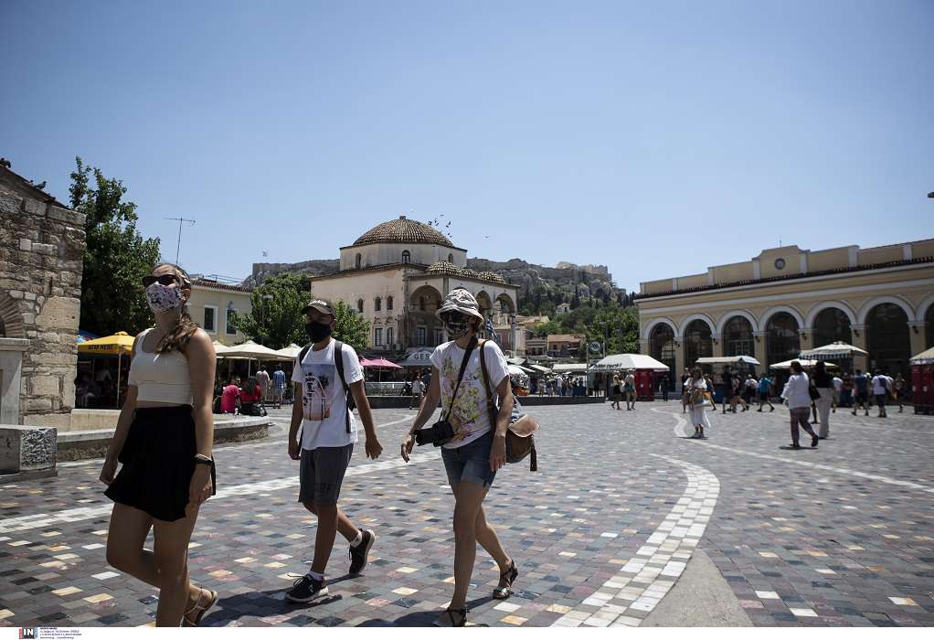 ΤτΕ: Σχεδόν 4,4 εκατ. τουρίστες επισκέφθηκαν τη χώρα την περίοδο Ιανουαρίου-Μαΐου 2022