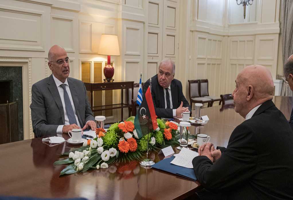 Συνάντηση Ν. Δένδια με τον πρόεδρο της Βουλής της Λιβύης – Αγκ. Σάλεχ: Άκυρα τα μνημόνια