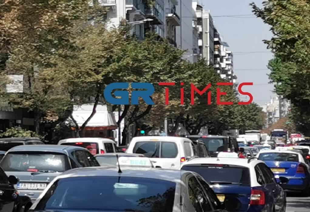 Θεσσαλονίκη: Με… υπομονή η κυκλοφορία των οχημάτων στο κέντρο (ΦΩΤΟ+VIDEO)