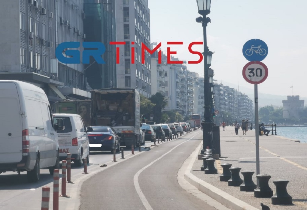 Θεσσαλονίκη: Της… υπομονής οι δρόμοι – Αυξημένη κίνηση στο κέντρο (ΦΩΤΟ)