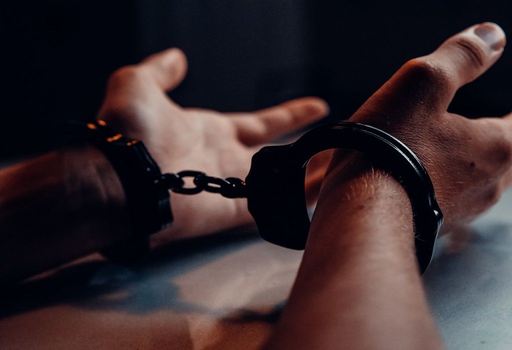 Εγνατία Οδός: Συνελήφθη 18χρονος για παράνομη μεταφορά αλλοδαπών – Ο ένας κρύφτηκε στο πορτ-μπαγκάζ 