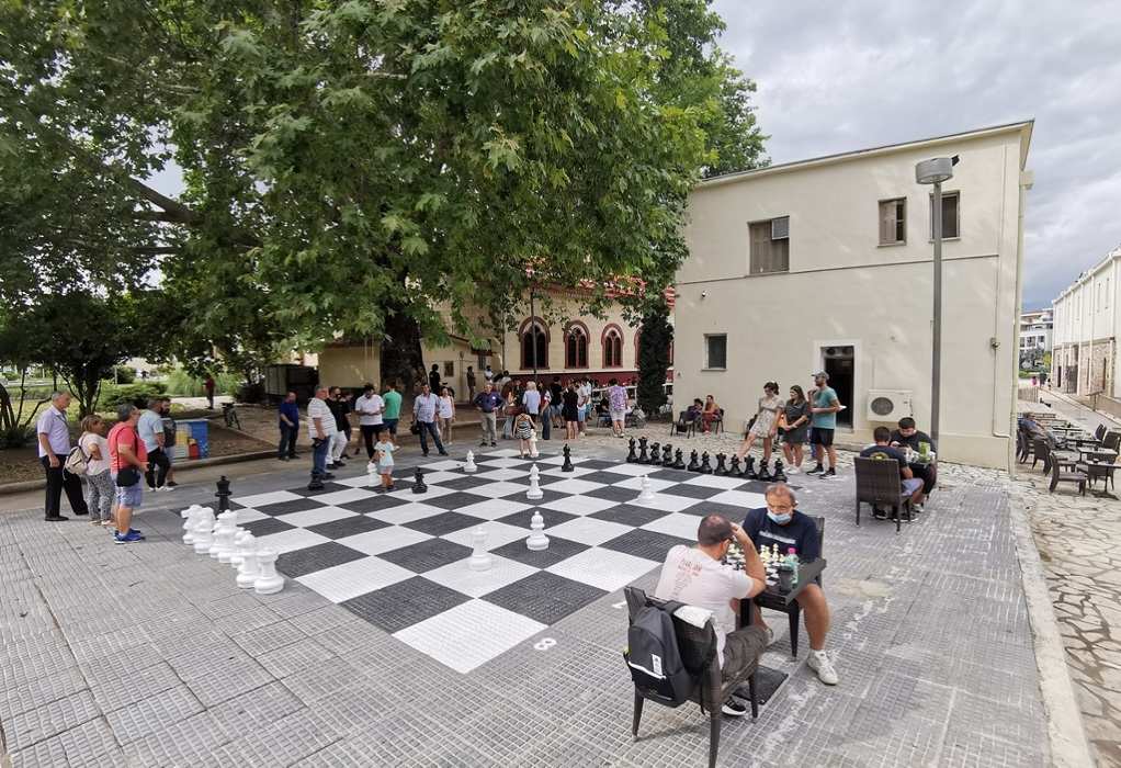 Το σκάκι «εγκαταστάθηκε» στα Τρίκαλα