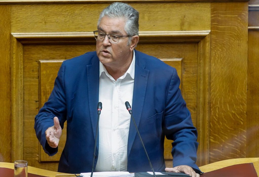 Κουτσούμπας: «Δεν χρειαζόταν να μας το πει ο Μητσοτάκης πως μύρισαν εκλογές»