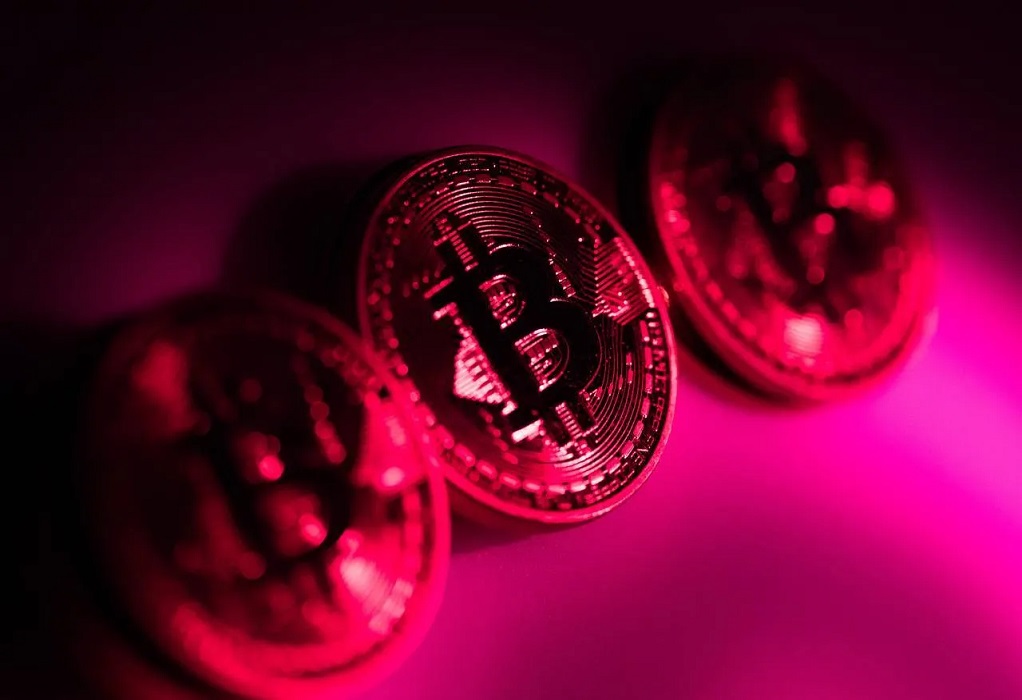 Bitcoin-Κορωνοϊός: Κατρακυλά σχεδόν 8% λόγω της νέας μετάλλαξης