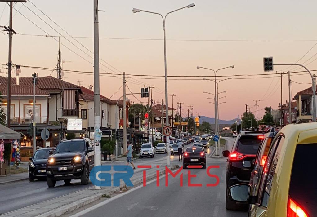 Χαλκιδική: Αυξημένη η κίνηση σε δύο σημεία προς Θεσσαλονίκη