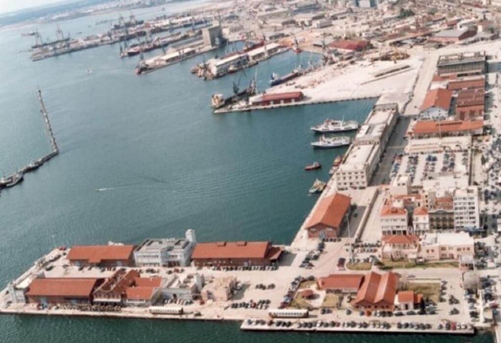 Θεσσαλονίκη: Ζημιές από γερανό σε πλοίο στο Λιμάνι – Απαγορεύτηκε ο απόπλους