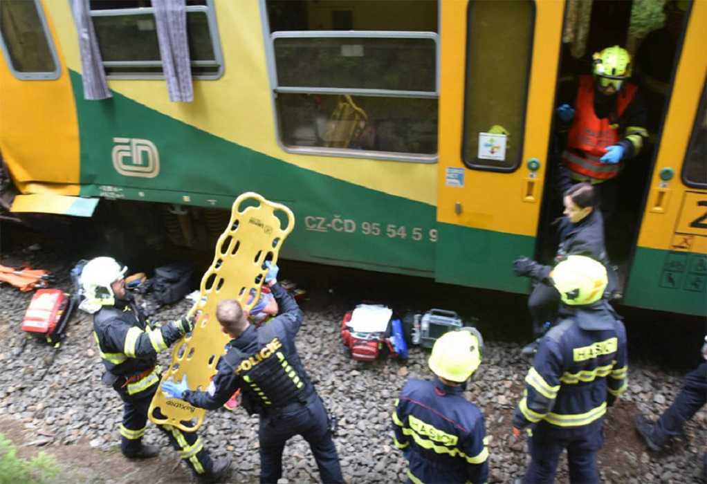 Σύγκρουση τρένων στην Τσεχία – Δύο νεκροί