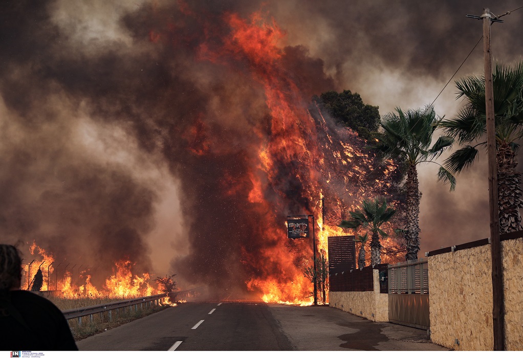 Λέκκας: Πυριτιδαποθήκη η χώρα – 600 βαθμοί η θερμοκρασία στις πυρκαγιές
