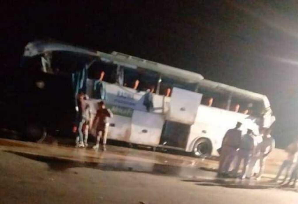 Αίγυπτος: 12 άνθρωποι σκοτώθηκαν σε ανατροπή λεωφορείου στο Σουέζ
