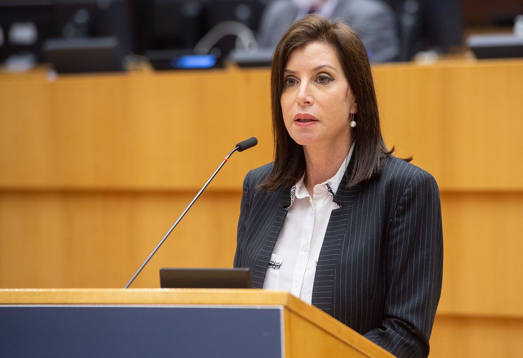 Άννα-Μισέλ Ασημακοπούλου: Τα fake news του κ. Παπαδημούλη καταρρίπτονται από τον πρόεδρο της PEGA