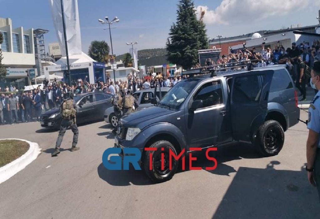 Θεσσαλονίκη: «Σύλληψη» κακοποιού και τρομοκράτη παρουσία Κ. Μητσοτάκη (ΦΩΤΟ-VIDEO)