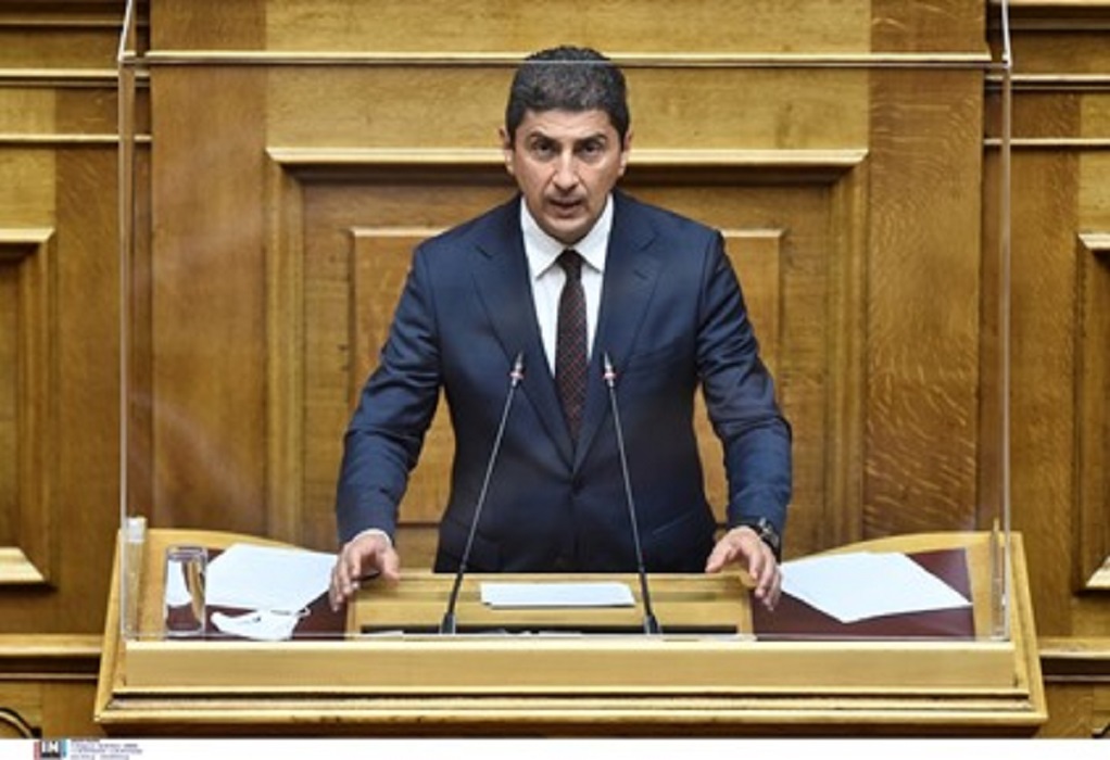 Αυγενάκης: «Επαγγελματική η διαιτησία στην Ελλάδα»