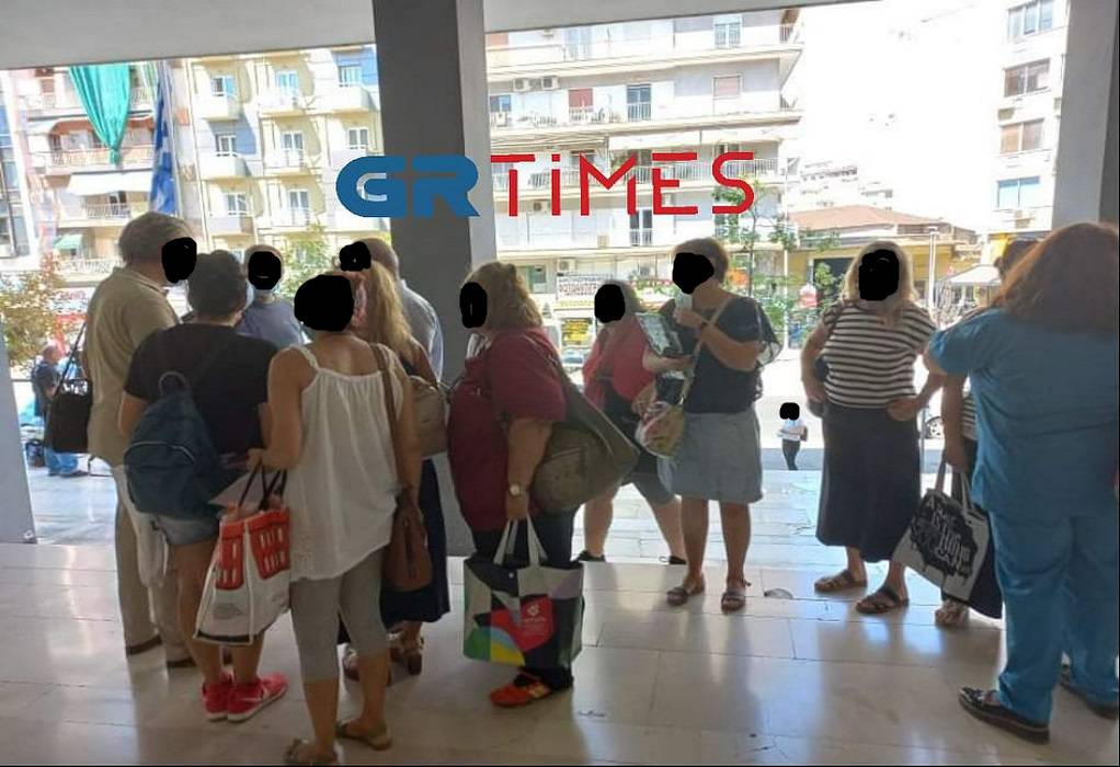 Θεσσαλονίκη: Μήνυση υγειονομικών για εμβολιασμούς και αναστολές