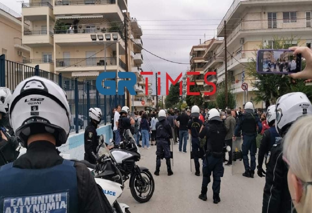 ΕΠΑΛ Σταυρούπολης: Αυτόφωρο για 4 συλληφθέντες