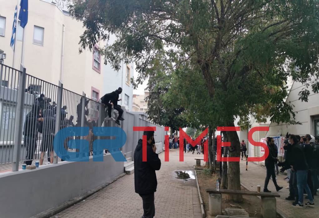 Το χρονικό των επιθέσεων που στιγμάτισαν τη Θεσσαλονίκη (VIDEO)