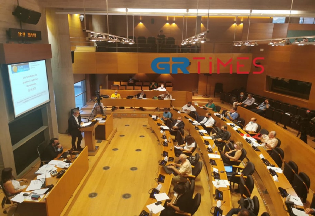 Δήμος Θεσσαλονίκης: Συνεδριάζει και βραβεύει τους διασώστες των ΕΜΑΚ και ΕΚΑΒ το Δημοτικό Συμβούλιο