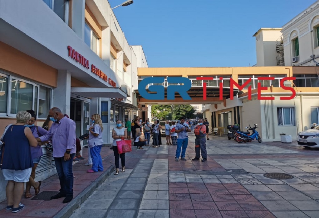 Θεσσαλονίκη: Ανεμβολίαστοι υγειονομικοί εργάζονται στο “Γεννηματάς” (VIDEO)