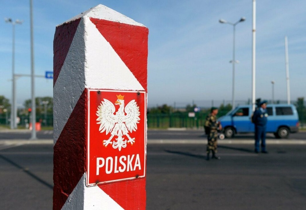 Πολωνία: Σχεδιάζει να στείλει έως 10.000 στρατιώτες στα σύνορα με τη Λευκορωσία