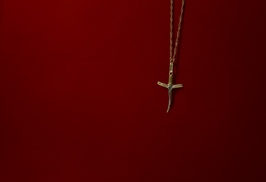 Σέρρες: «Μπούκαρε» σε Ιερό Ναό και έκλεψε σταυρό
