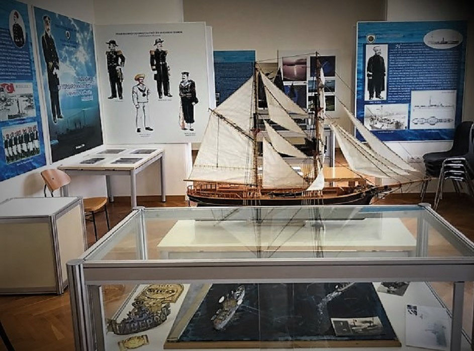«Πάραλος»: Έκθεση με μοντέλα πλοίων και φωτογραφίες με θέμα τη θάλασσα