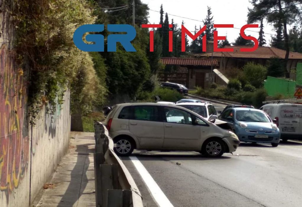 Θεσσαλονίκη: Τροχαίο ατύχημα στο Πανόραμα (ΦΩΤΟ – VIDEO)