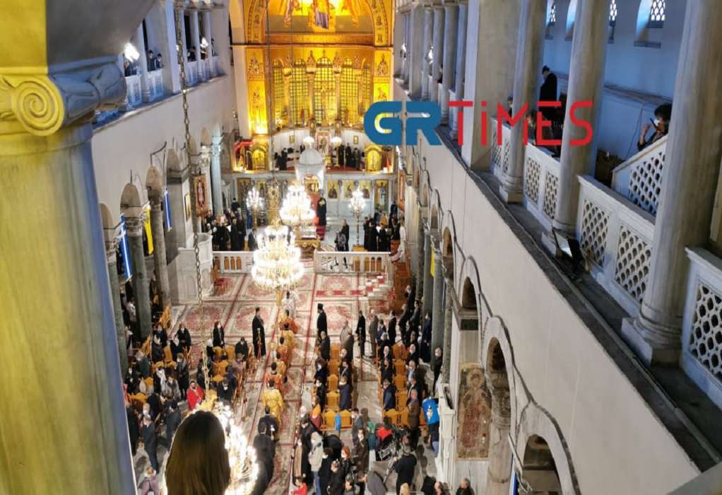 Σήμερα γιορτάζει η Θεσσαλονίκη: LIVE το Αρχιερατικό Συλλείτουργο στον Ι.Ν. Αγίου Δημητρίου