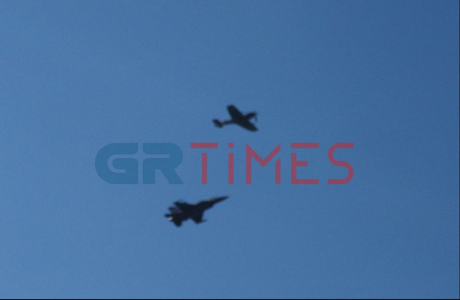 Για πρώτη φορά πάνω από τη Θεσσαλονίκη, πτήση Spitfire και F-16 (ΦΩΤΟ-VIDEO)