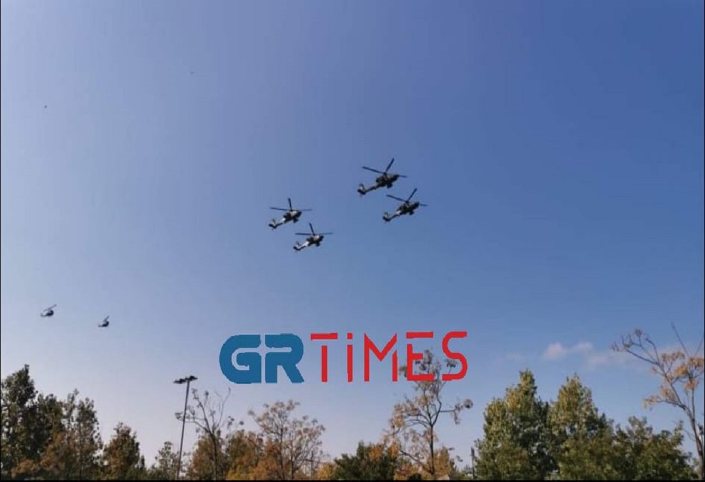 28η Οκτωβρίου: «Έσκισαν» τους αιθέρες τα ελικόπτερα και τα αεροπλάνα (ΦΩΤΟ-VIDEO)