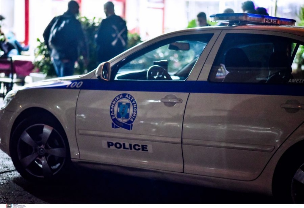 Αθήνα: Συνελήφθη 23χρονος για την επίθεση στο πλήρωμα πυροσβεστικού οχήματος στη λεωφόρο Σχιστού