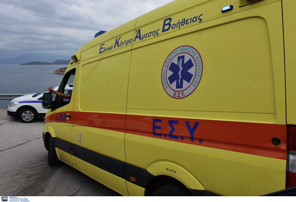 Θεσσαλονίκη: Τροχαίο ατύχημα στην επαρχιακή οδό Σίνδου – Μια τραυματίας 