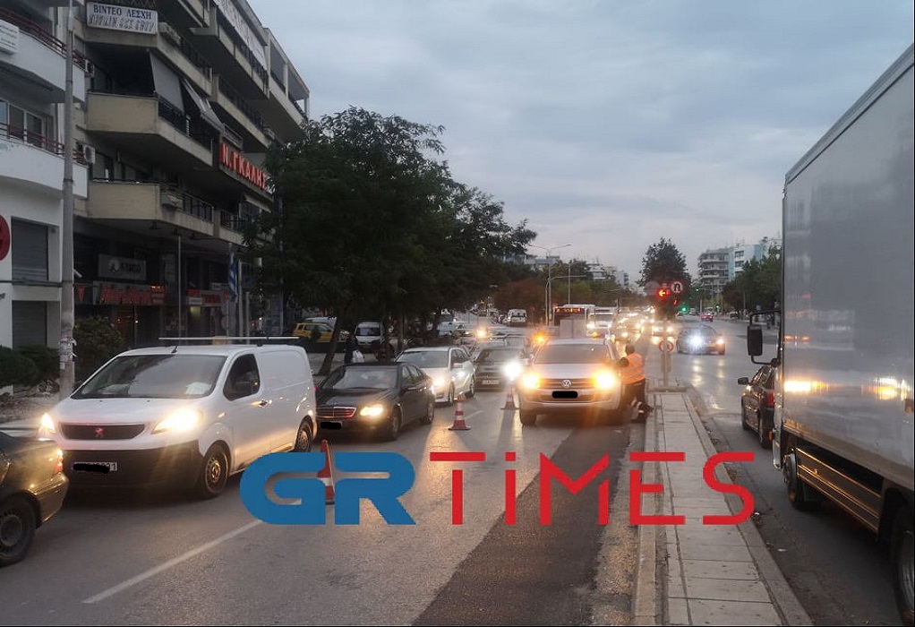 Θεσσαλονίκη: Κυκλοφοριακό “έμφραγμα” σε Περιφερειακή, Μουδανιών και Καραμανλή (ΦΩΤΟ-VIDEO)