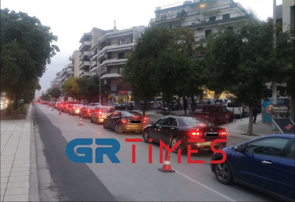 Θεσσαλονίκη: Μποτιλιάρισμα με το “καλημέρα” στην Κ. Καραμανλή (VIDEO)